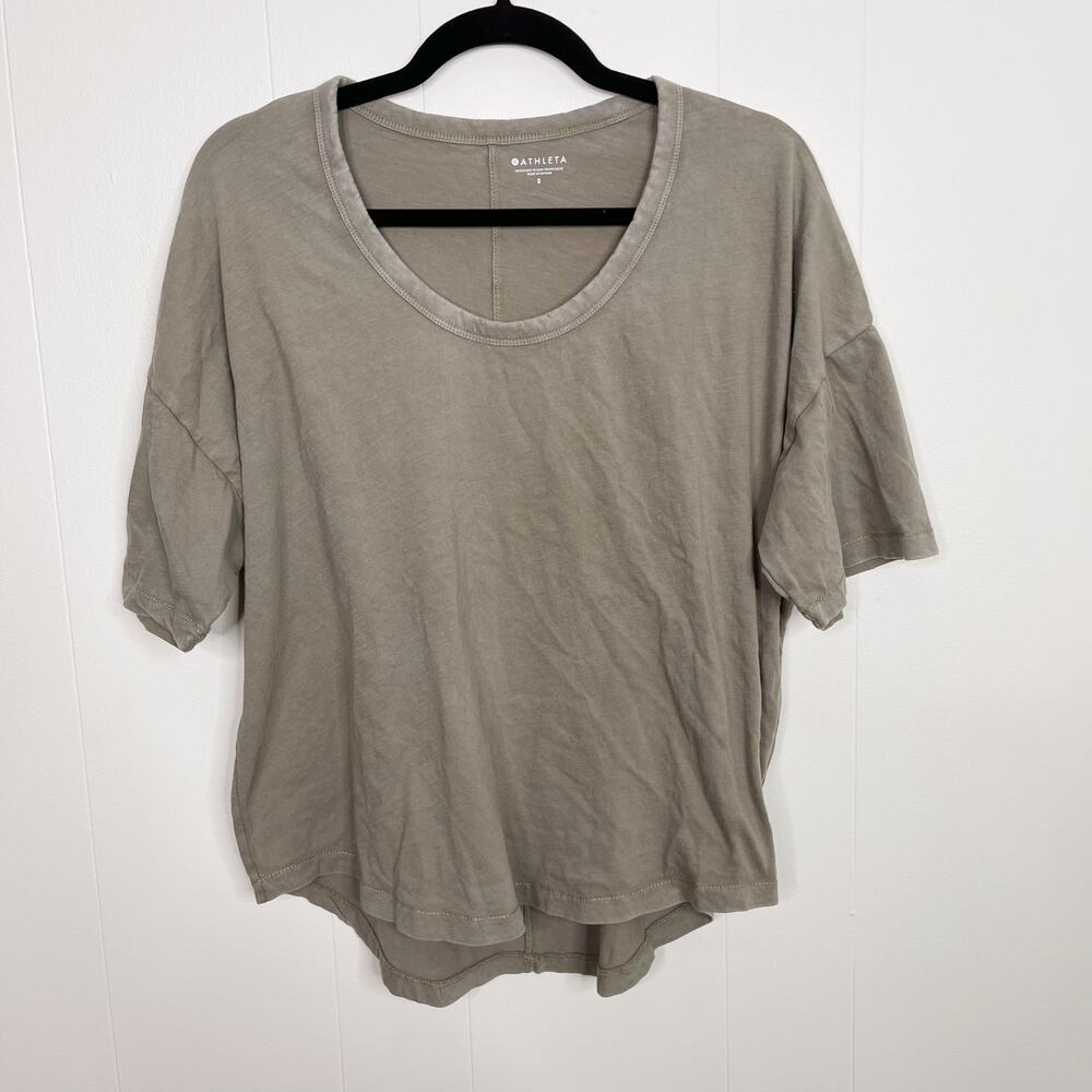 Athleta Boxy Fit Scoop Neck Short Sleeve Tee Sage Green Small Cotton Curved Hem